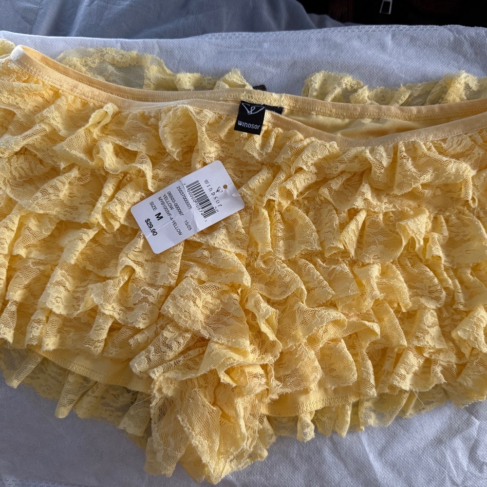 Windsor shorts !(yellow)